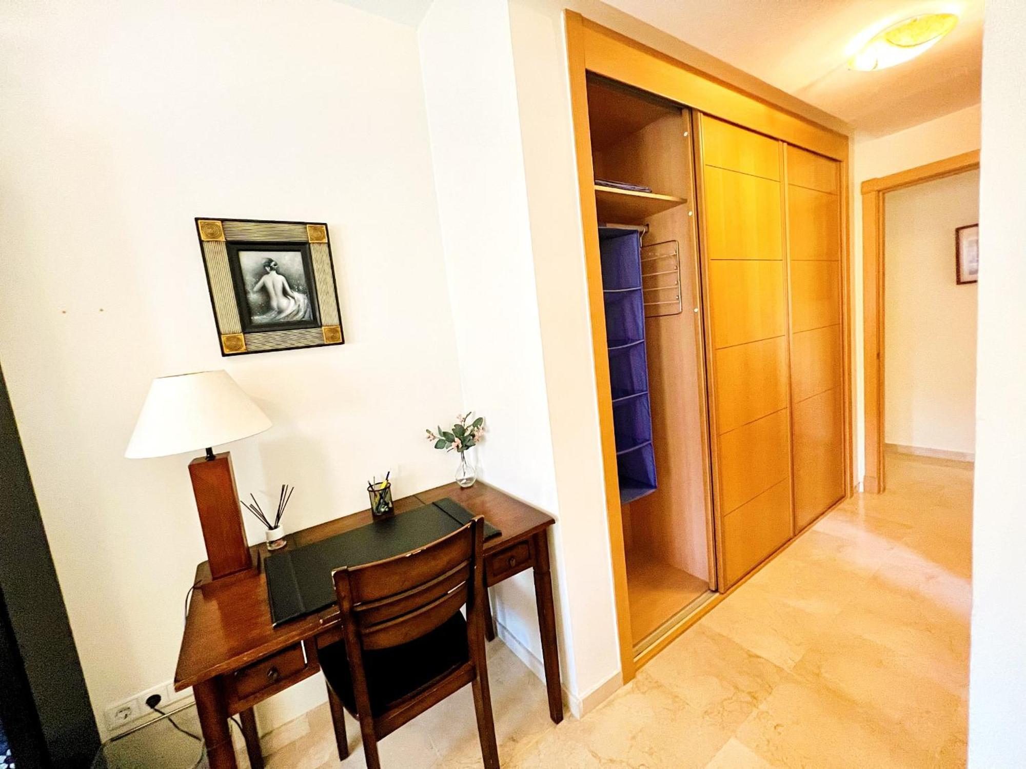 Serene Family Oasis: Poolside Retreat with Convenient Amenities Benalmadena Exterior photo